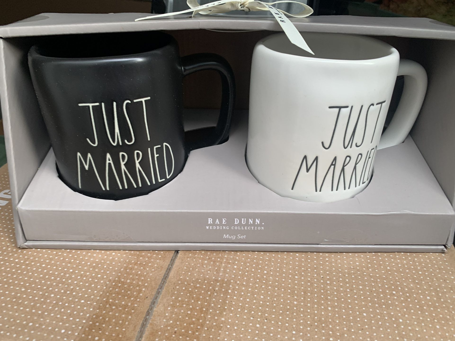 New Rae Dunn just married mug set