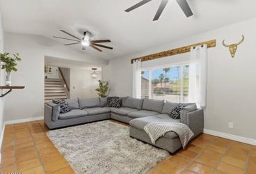HUGE Modern Sectional Sofa w/ Chaise – Super Comfy & Clean
