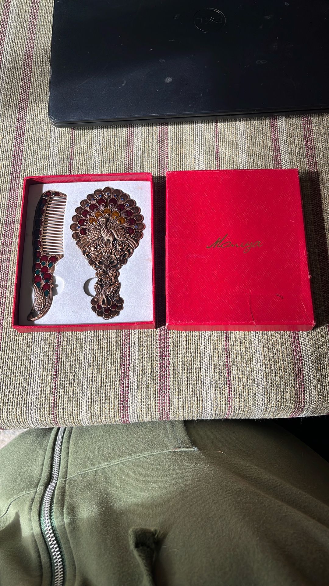 Vanity Mirror And Comb