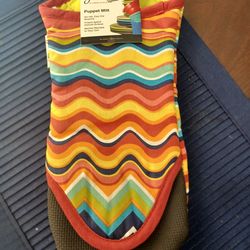 Fiesta Striped Oven mitt