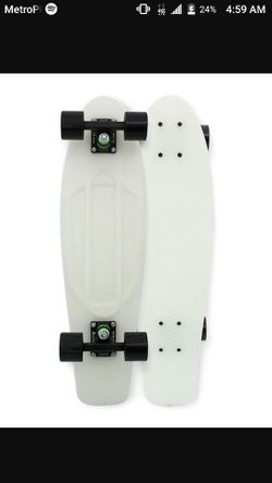 Penny board glow in the dark