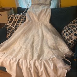 Women’s Bridal Dress Size 8 Brand New