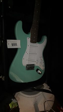 Electric guitar