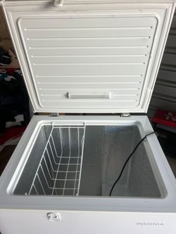 Deep freezer