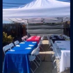 Chairs /tables 