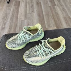Yeezy Boost 350 Size 6