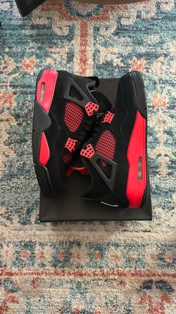 Air Jordan 4 Retro - Red Thunder Size 10 M