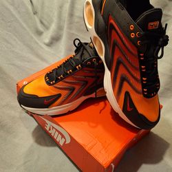 Nike Air Max TW SE Men Size 13 Black/Gym Red-Total Orange FJ2590 001 No Lid Box