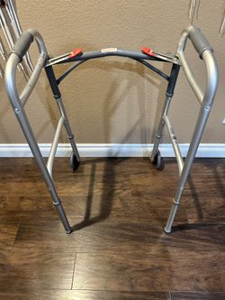 Foldable Walker With Wheels