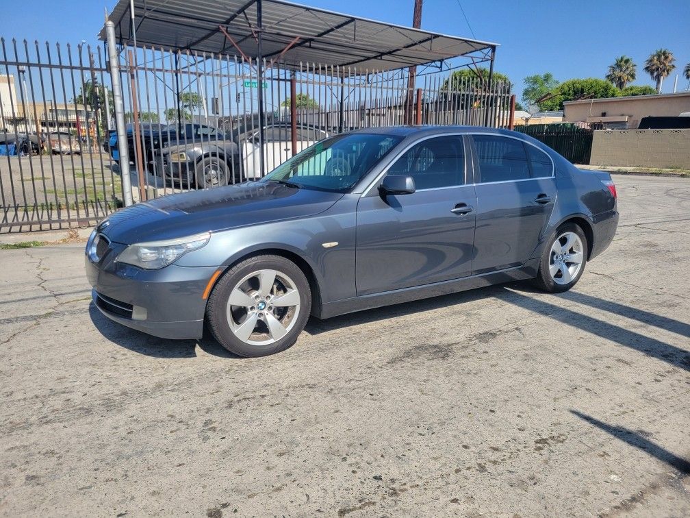 2008 BMW 528i