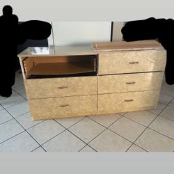 Free Dresser