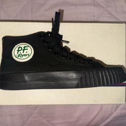 Pf Flyers Size 4.5