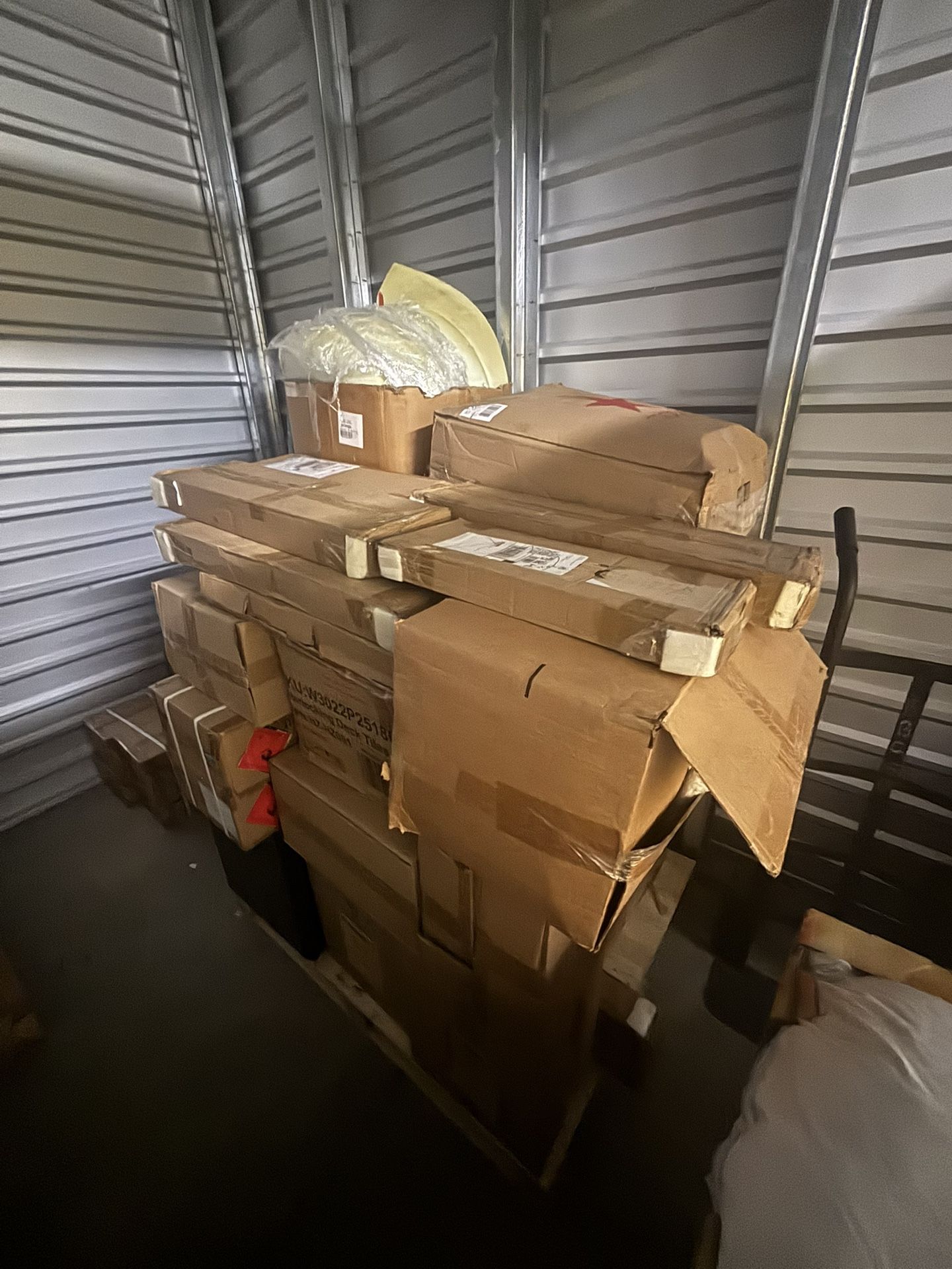 Misc Pallet $100 Varieties