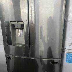 Lg Bottom Freezer Stainless Refrigerator 36”width 