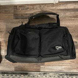 Nike Utility Power 2.0 Duffel Bag (Medium, 51L)