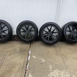 Used Niche M117 Misano Wheel
