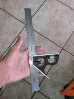 PITTSBURGH STAINLESS ADJUSTABLE COMBINATION SQUARE..PICK UP IN BLOOMINGTON..CHECK OUT MY PAGE FOR MORE ✔️ ✅️