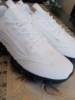 Mens White/Black Sporty Snickers Modern Fashion