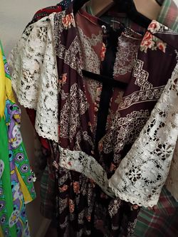 Vintage 1970s Prairie Dress | Size 11/12 | Brown Floral with Cream Lace Cape