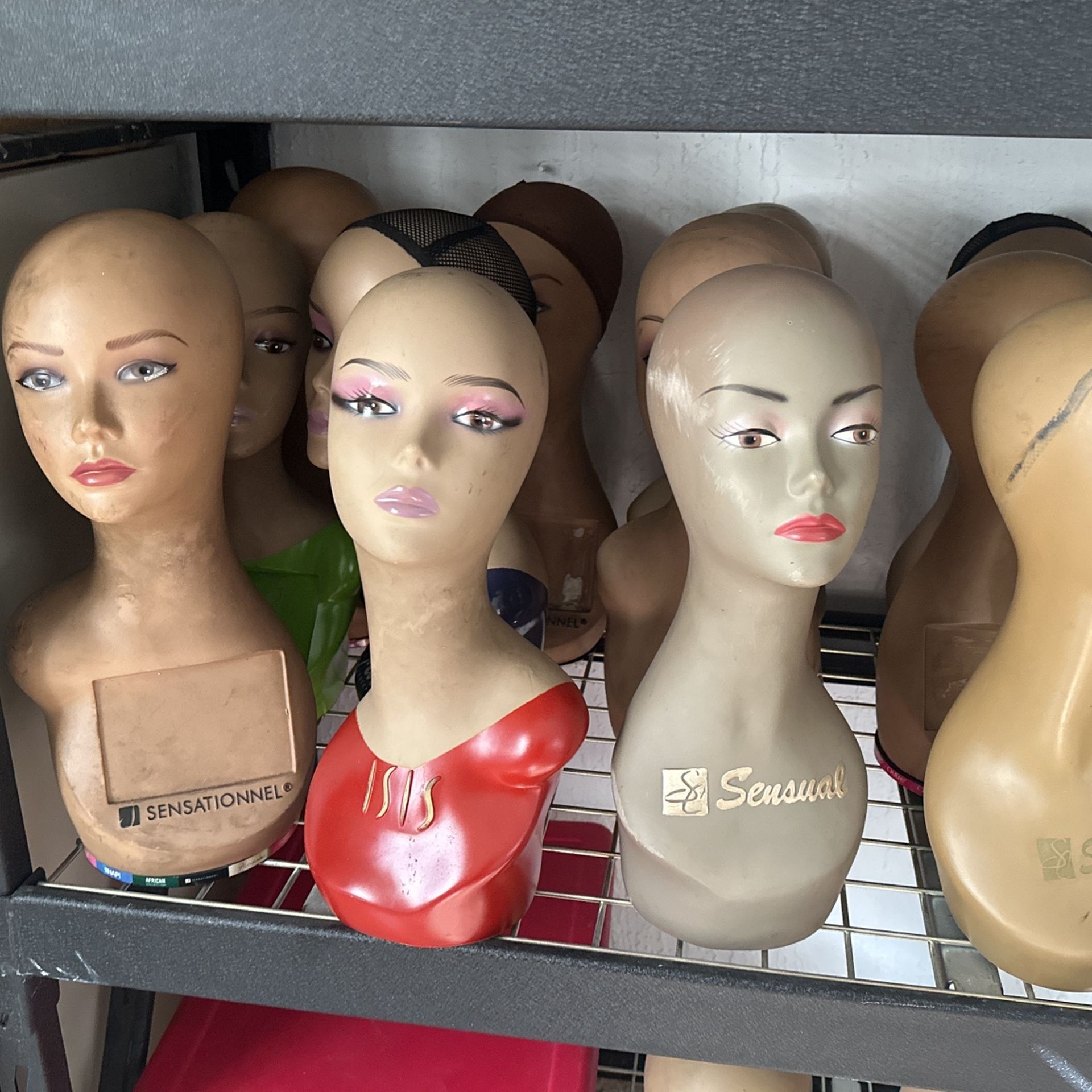 Wig mannequin heads 3/20$