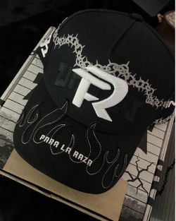 Fuerza regida/ 31 hats collab