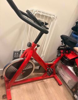 Red Indoor Cycling Spin Bike