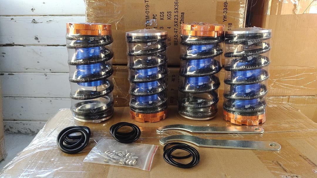 LA Zona Auto Parts 1988 to 2001 Honda Civic Del Sol CRX Integra Adjustable Coilover Suspension Kit Resortes Soporte  