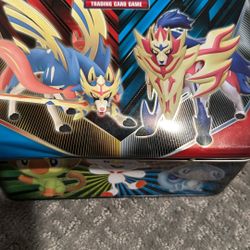 Pokémon Cards Metal Tin