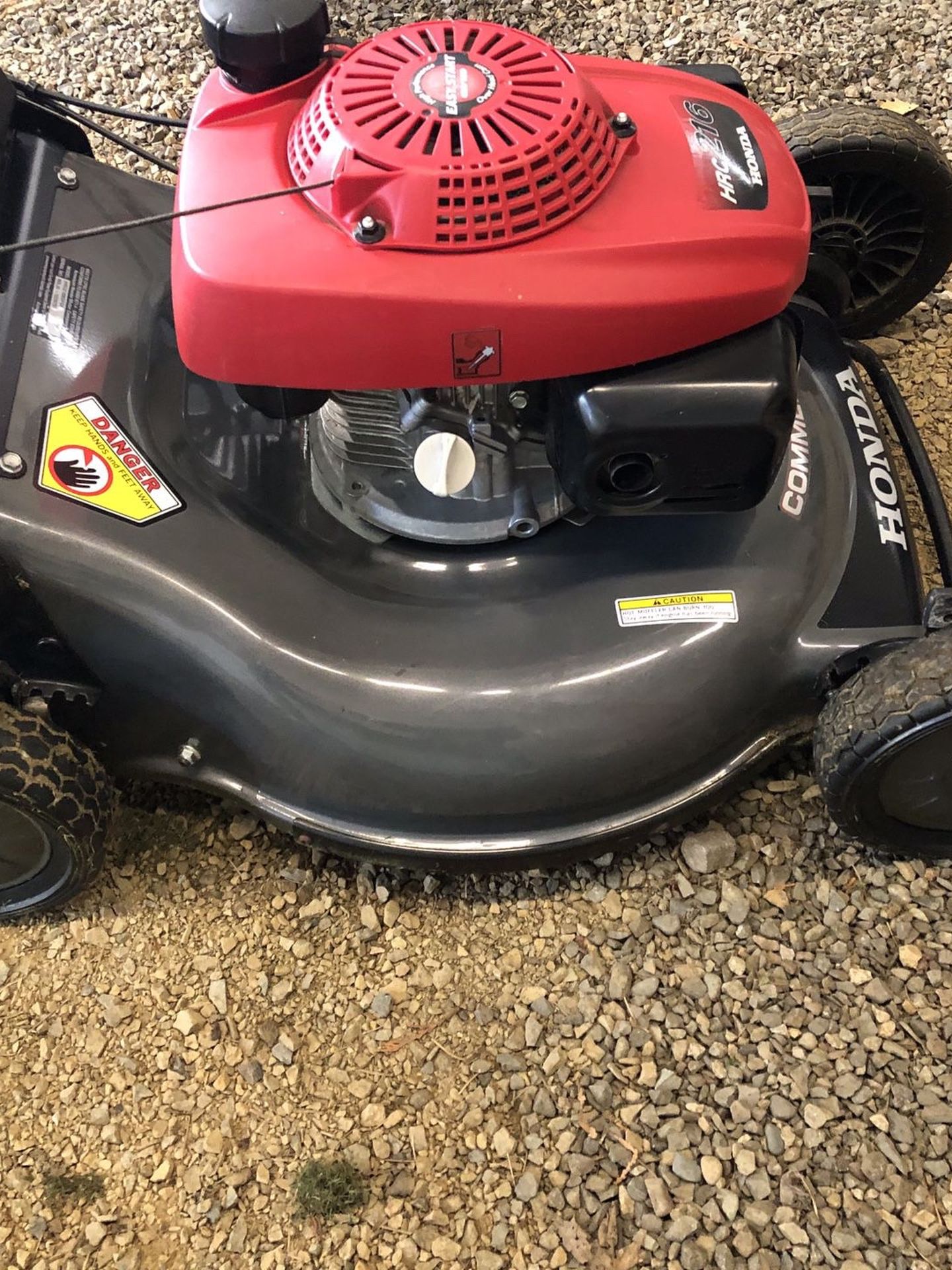 Honda lawnmower less than a year old Honda Lawn Mower NOT SELF PROPELLED