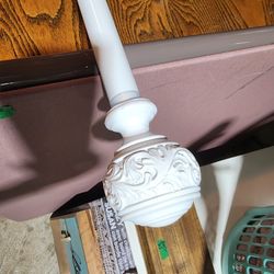 New White Shabby Chic metal curtain rod. 
From 20" to 80" wide. With hardware 