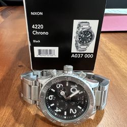 Nixon 42-20 Chrono Watch
