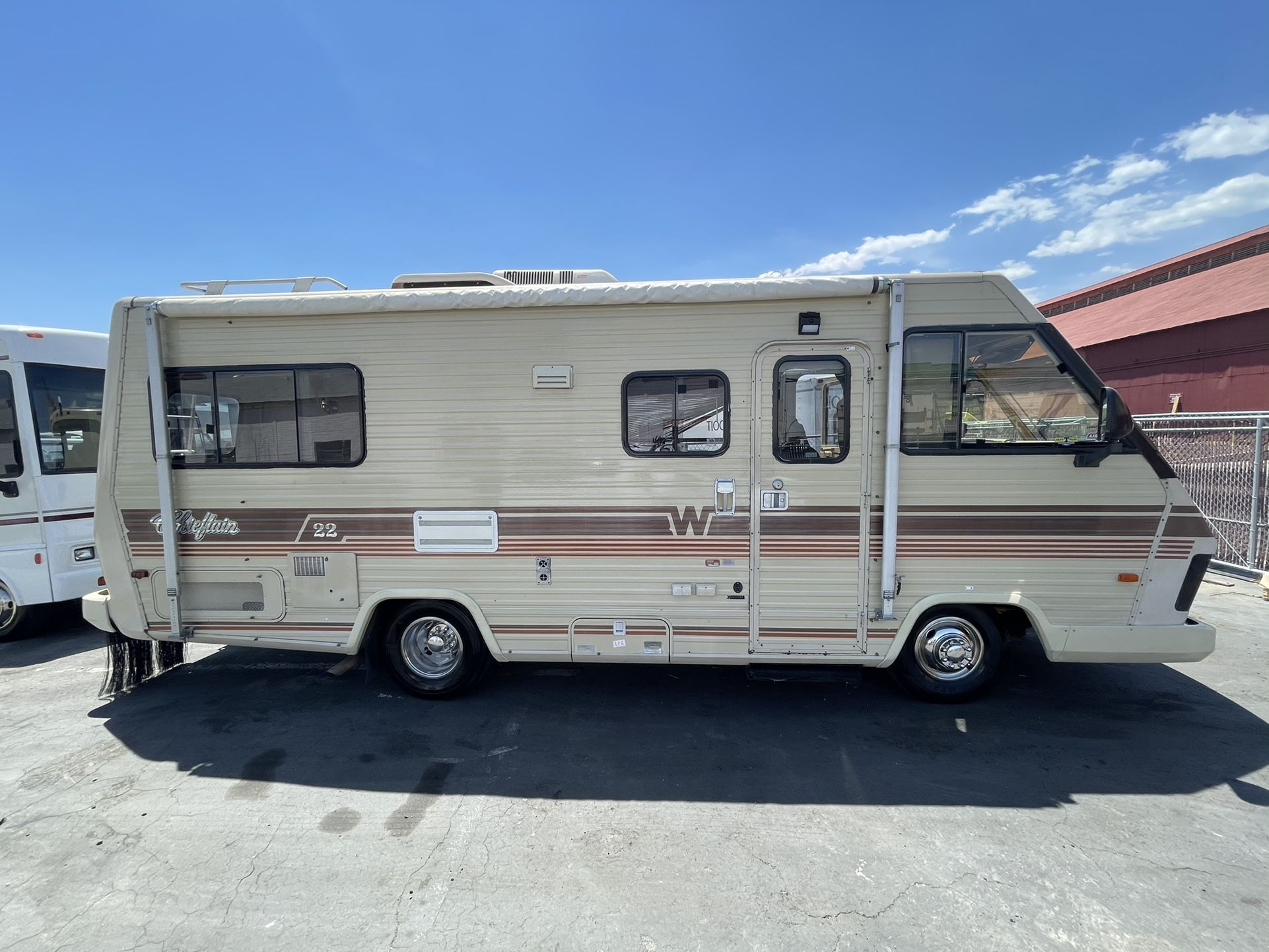 1987 Winnebago Chieftain 22FT A Class Model Only 42k Original Miles