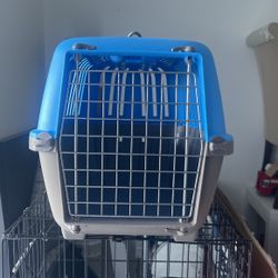 Small Plastic CaGE Neat Condition 