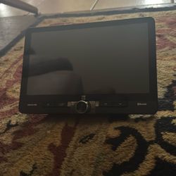 Dual 10” Screen Radio/carplay