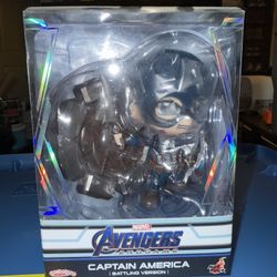 Marvel Hot Toys Cosbaby Avengers Endgame Captain America Battling Version