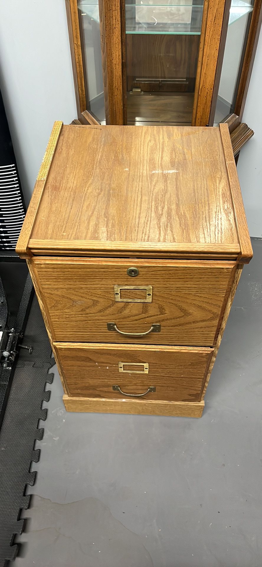 1 Wooden Filing Cabinet