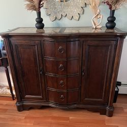 Buffet Cabinet 