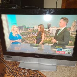 Vizio  TV 32"