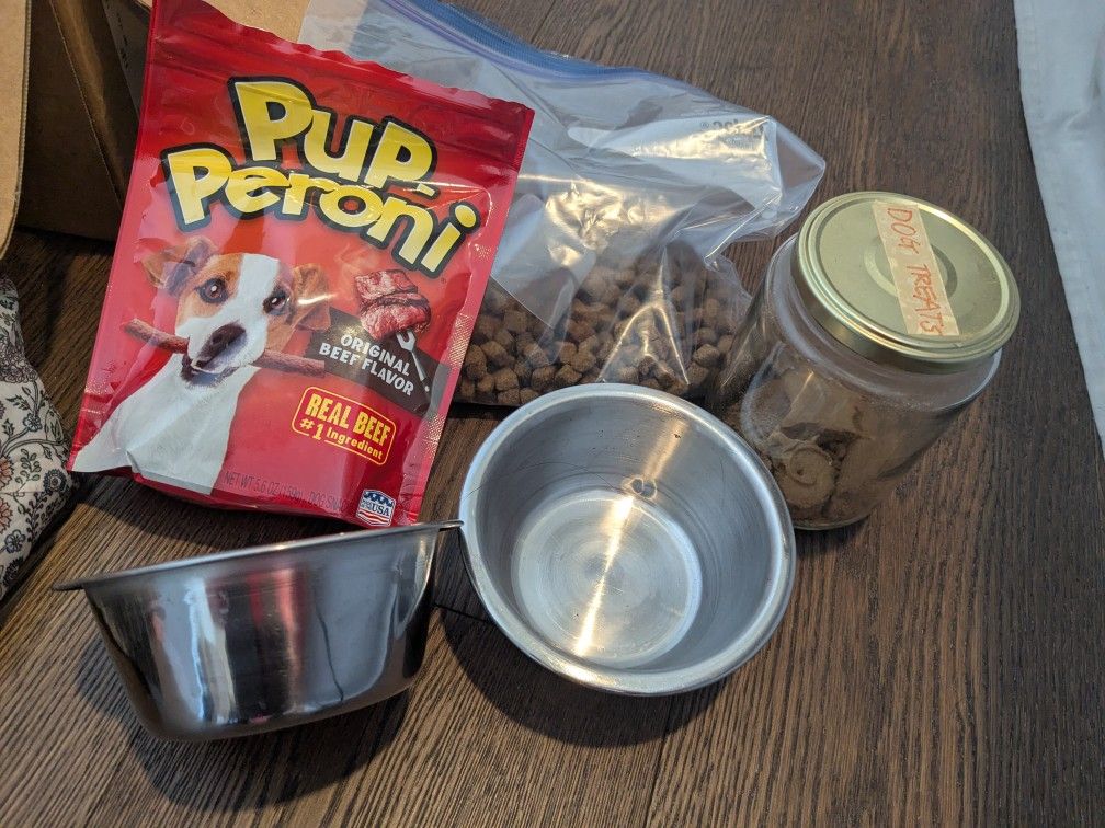 Free Dog Food And Dog Dishes.