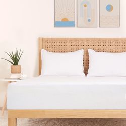 10" Hybrid of Memory Foam and Coils Mattress with Antimicrobial Treated Cover, King