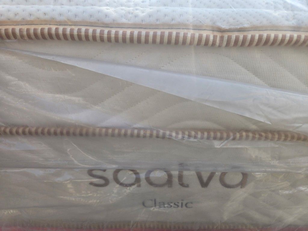 Saatva 14"thick Queen And King Mattress 