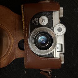 Vintage 1950’s Argus C-four Camera