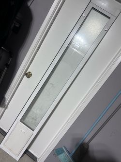 Sliding glass pet door
