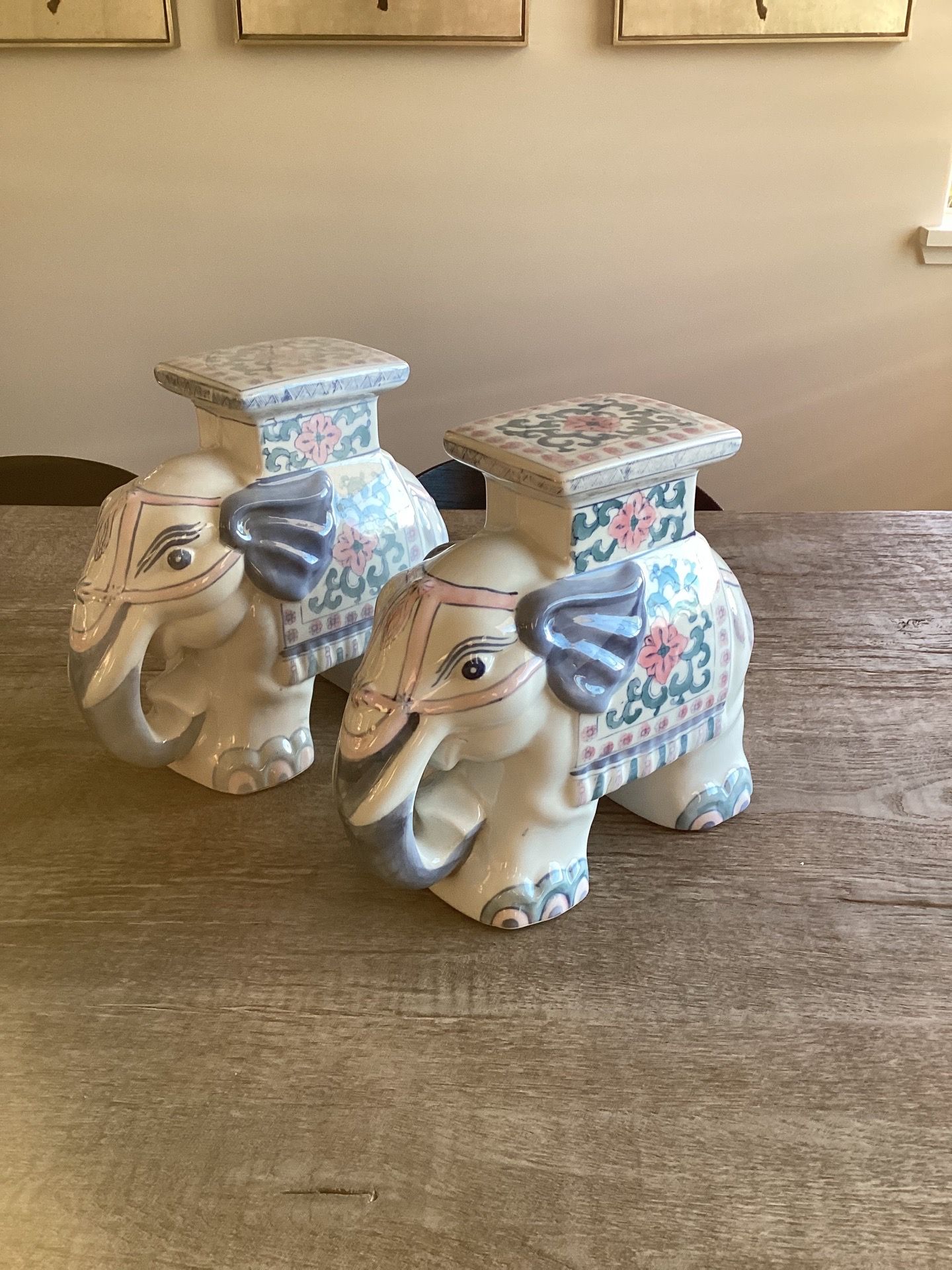 Elephant Plant Stand 11" H