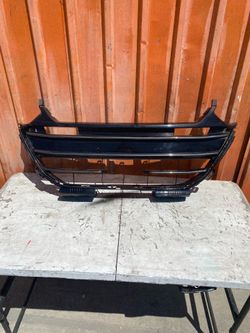 Front Grille. Honda Accord.  OEM  2021-2022
