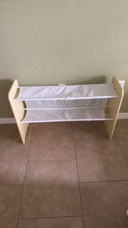 Toy shelf