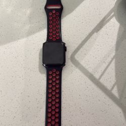 Apple Watch Series 5 Titanium 40 Mm