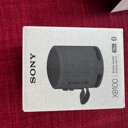 Sony XB100 Bluetooth speaker 