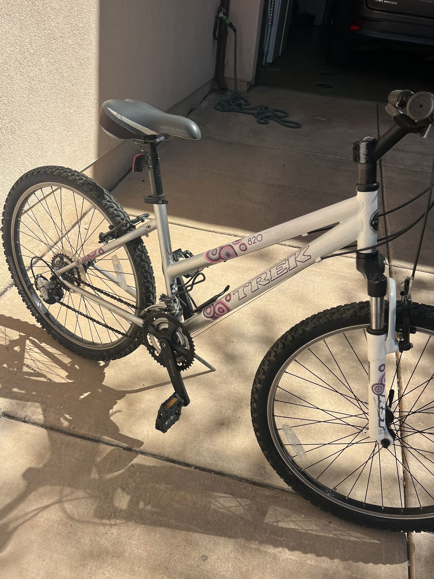 Trek 820 Women’s 26” Mountain Hybrid Bike