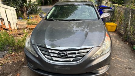 2011 Hyundai sonata limited 4D